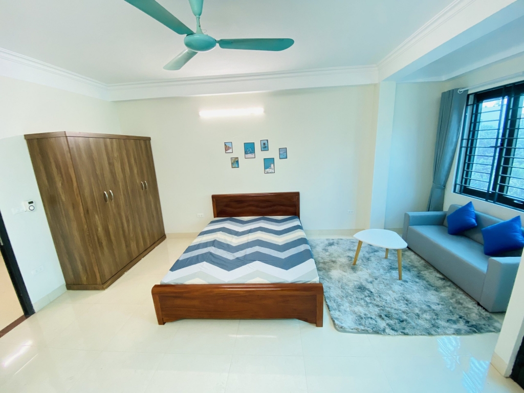 Cho thuê chung cư Mini Ngô Gia Tự, Đức Giang, Long Biên. 50m 1pn 1pk giá 5.5tr