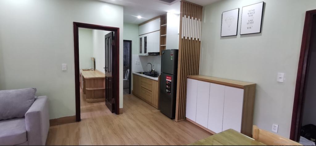 Cho thuê Căn hộ dịch vụ tại Phố Vạn Phúc, Ba Đình. Phòng mới rộng 2 thoáng. Chỉ 9.5tr