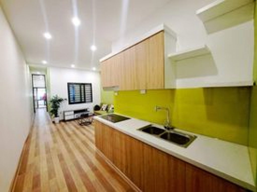 Cần Bán Gấp Chung Cư CT5B Mễ Trì Thượng, Đại Lộ, Vị Trí Đẹp, Căn Góc 2 Thoáng, Nhà Đẹp Ở Ngay, DT90m, Nhỉnh 3 tỷ