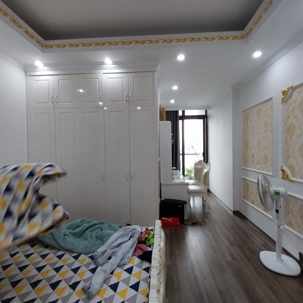 BÁN NHANH CĂN HỘ TẦNG THẤP 4 NGỦ TÒA T1 EUROLAND TSQ – HOA HẬU KO TỲ VẾT, ĐỂ LẠI 90% NỘI THẤT