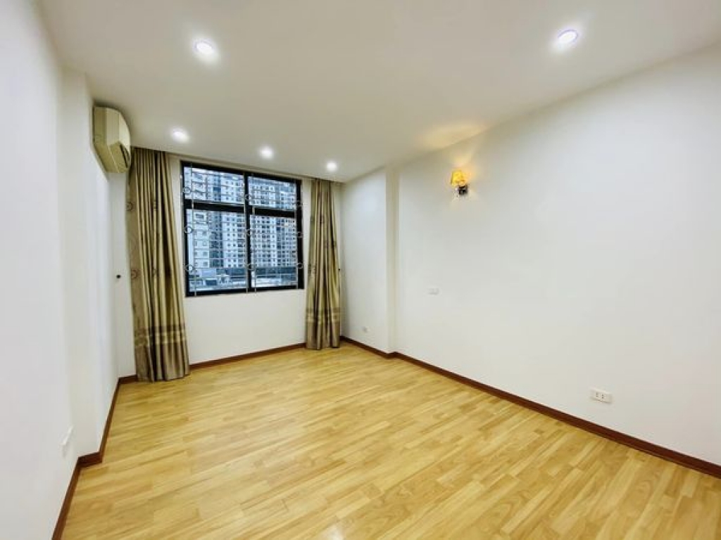 CHUNG CƯ NGUYÊN TUÂN- TRUNG TÂM THANH XUÂN- NHÀ MỚI ĐẸP Ở NGAY ĐÓN TẾT