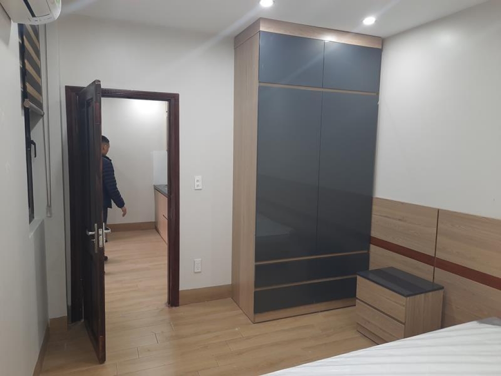 Cho thuê Căn hộ dịch vụ 1N,1K siêu rộng Full đồ tại ngõ 294 Kim Mã, Ba Đình. Chỉ 8.5tr