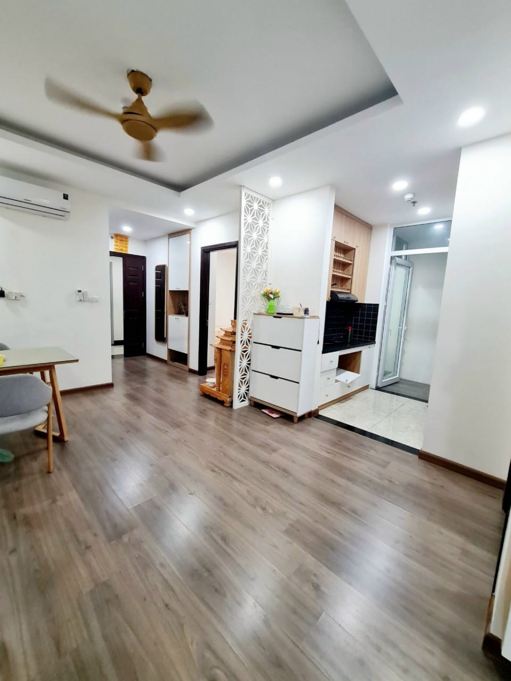 Chung cư A10 Tòa CT2 Nam Trung Yên dt 65m 2 ngủ 3.1 tỷ