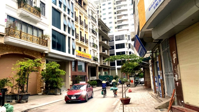 CĂN HỘ 2 NGỦ DT 43M NGÕ 603 LẠC LONG QUÂN – TÂY HỒ GIÁ GẦN TỶ