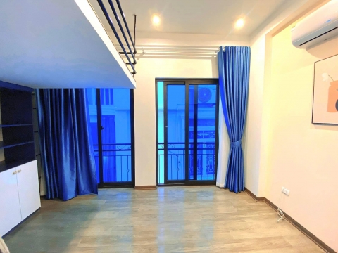 Bán CCMN Phố Yên Hòa 60m2 x 7 T x MT 4.5m x 9.9. Thang Máy. FULL Nội Thất