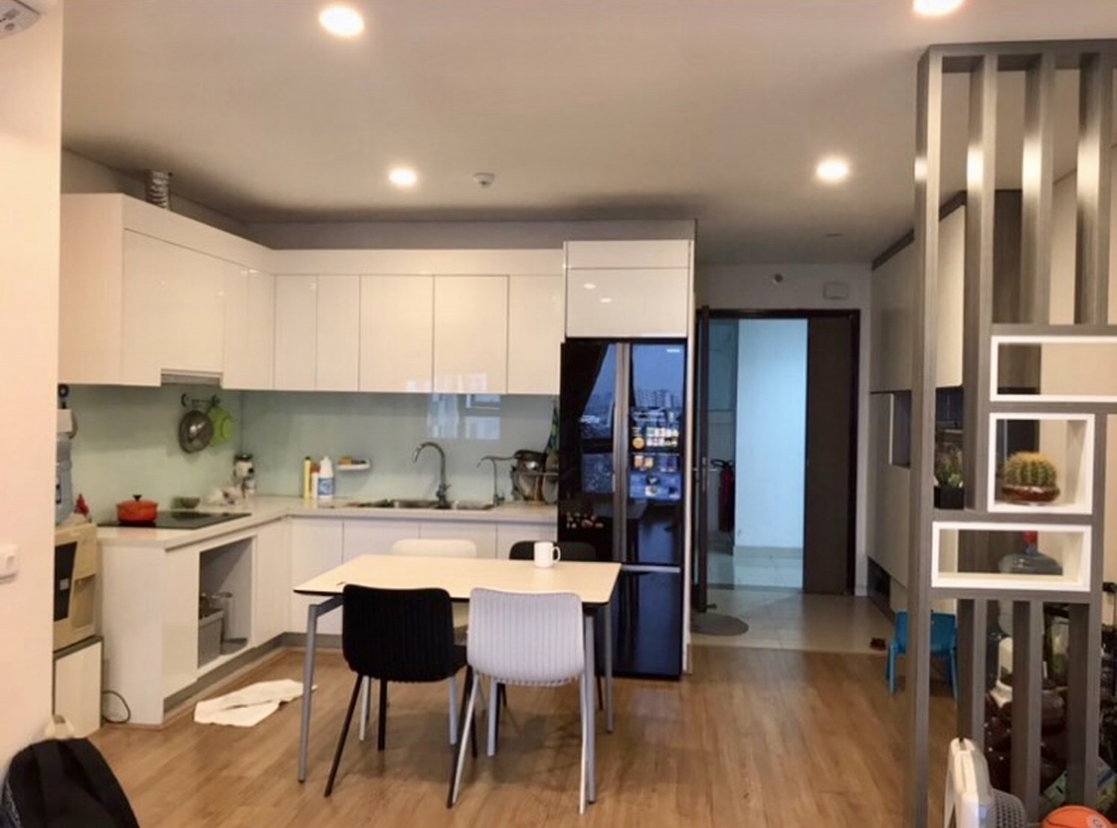 CC Bán căn 3N Mipec Riverside tặng IP15