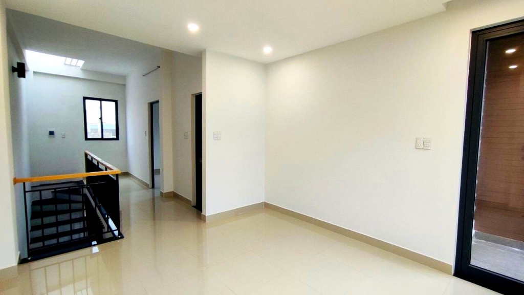 Vợ chồng chuyển vào Nam cần nhượng lại nhà giá yêu thương