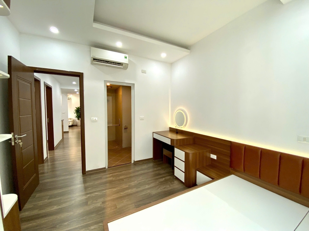 Bán căn hộ 98m² – 3PN – Tây Nam Linh Đàm – Full Nội Thất, Giá 6,8 Tỷ