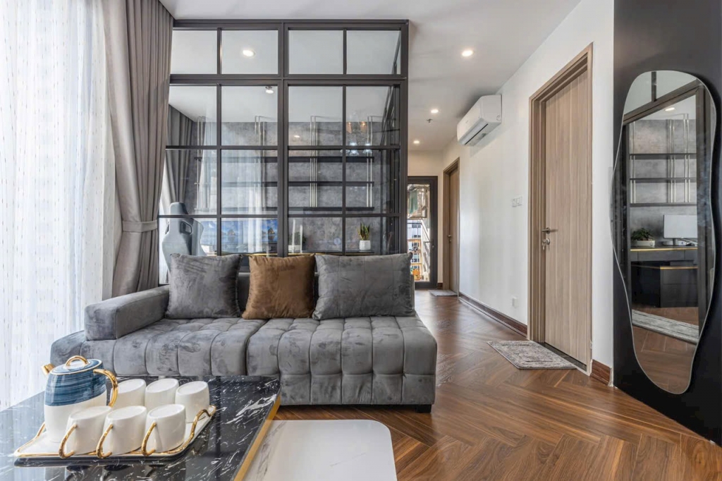 Cần tiền bán gấp căn hộ cao cấp 3PN diện tích 115,5m2 giá 6,x tỷ