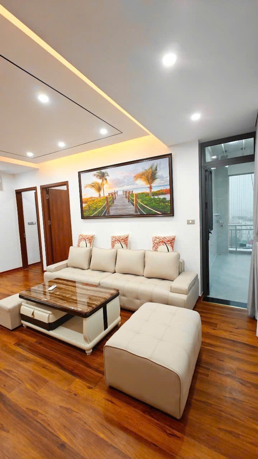 Tôi là chủ nhà!!! Cần bán căn hộ chung cư 90 m2,3 PN Tòa 4F Vũ Phạm Hàm - Trung Hòa;ban công Đông Nam