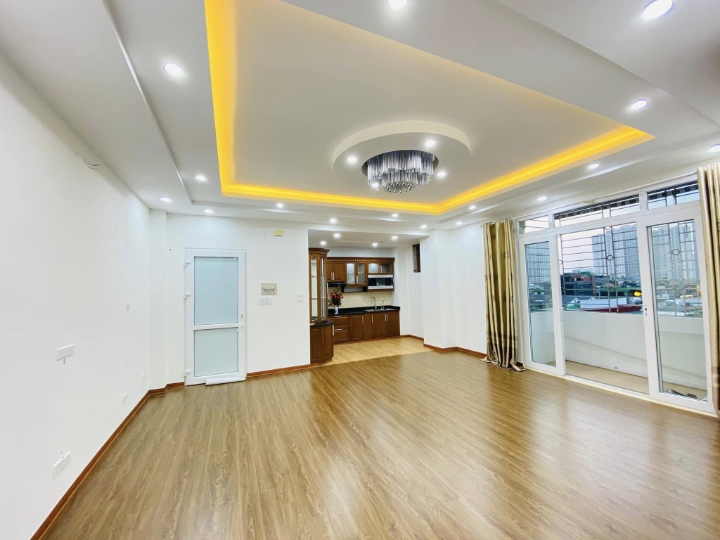 CẦN BÁN GẤP TẬP THỂ NGHĨA TÂN- CẦU GIẤY, SỔ 54m- THỰC TẾ 80m, MỚI ĐẸP Ở NGAY, 3 NGỦ , 2 VỆ SINH, NHỈNH 2 TỶ