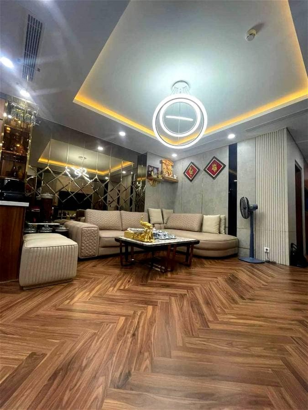 BÁN CHUNG CƯ CAO CẤP : GOLDEN PARK – Dương Đình Nghệ.95m2, chỉ 5,7 tỷ