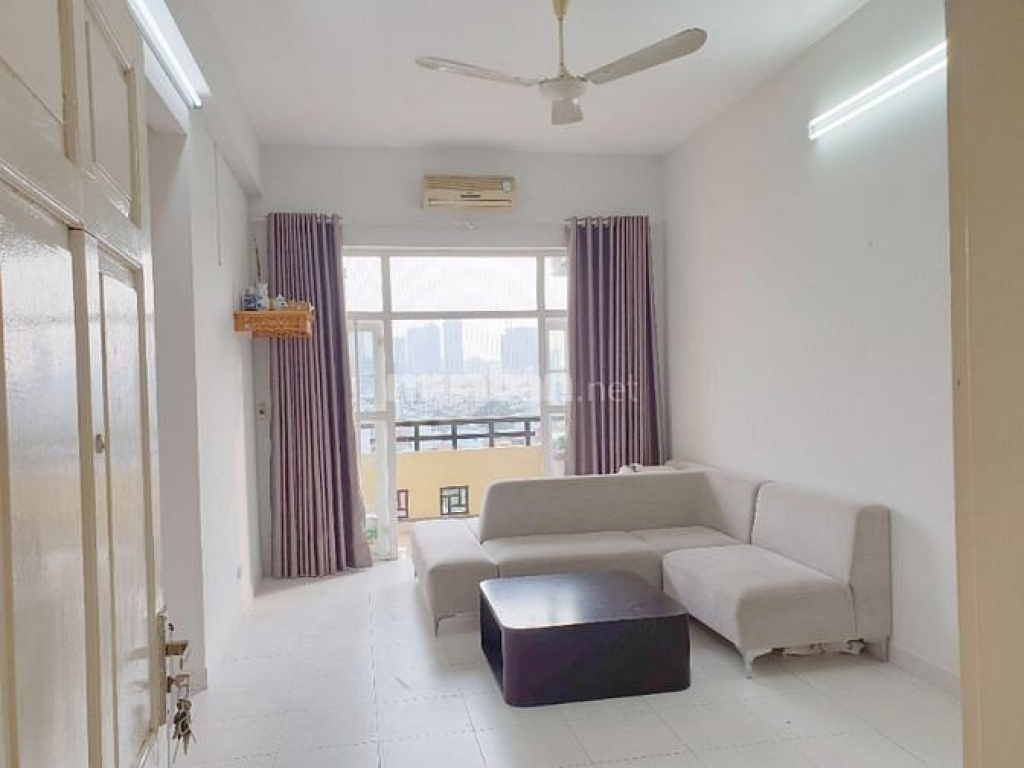 Cho thuê gấp căn hộ chung cư tầng 9 ngõ 89 Lạc Long Quân