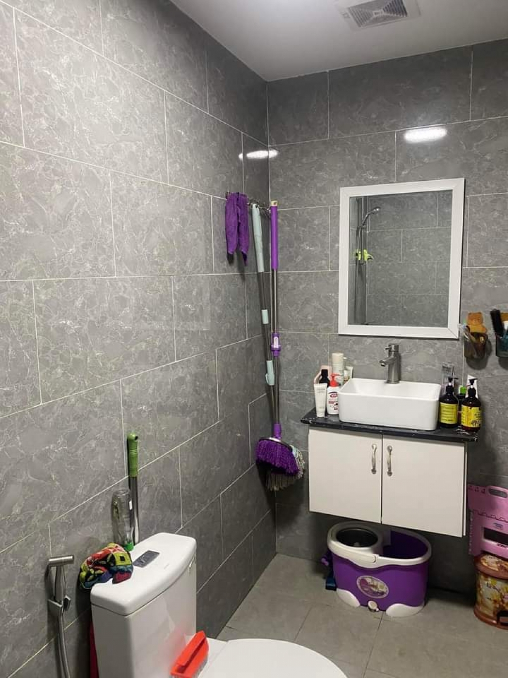 Cần bán căn hộ chung cư Toà Chung cư Tháp Doanh Nhân Diện tích: 70m²