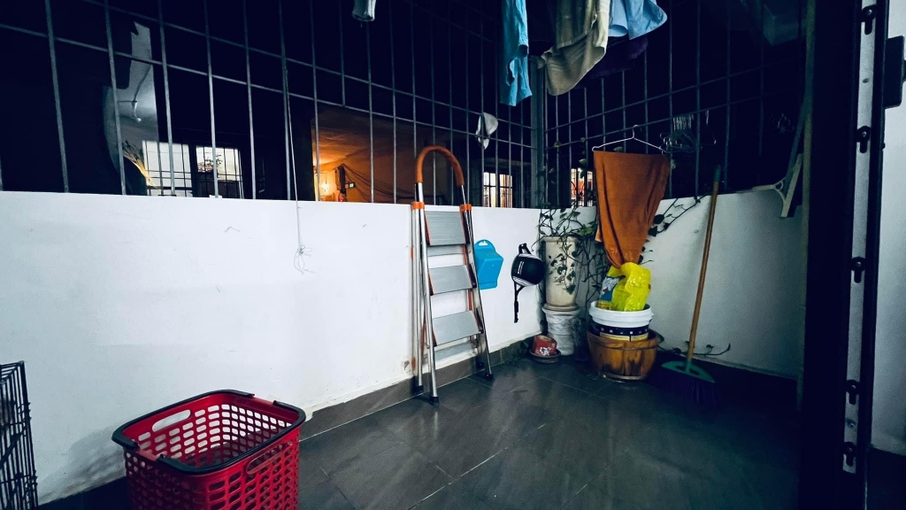 Bán gấp căn hộ đẹp 2 ngủ tập thể Luxury phố Võ Thị Sáu, Quận Hai Bà Trưng, 65m2 nhỉnh 2 tỷ