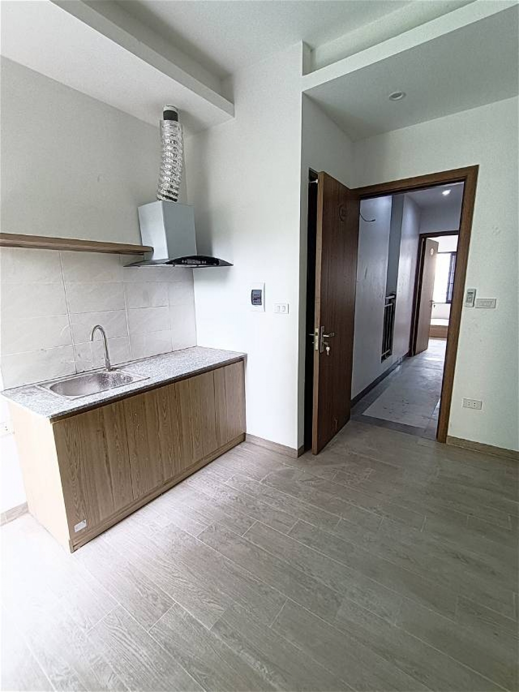 PHÚ DIỄN CẦN BÁN NHANH CĂN HỘ, MT6M, 55M2, GIÁ NHỈNH 6TỶ CTL