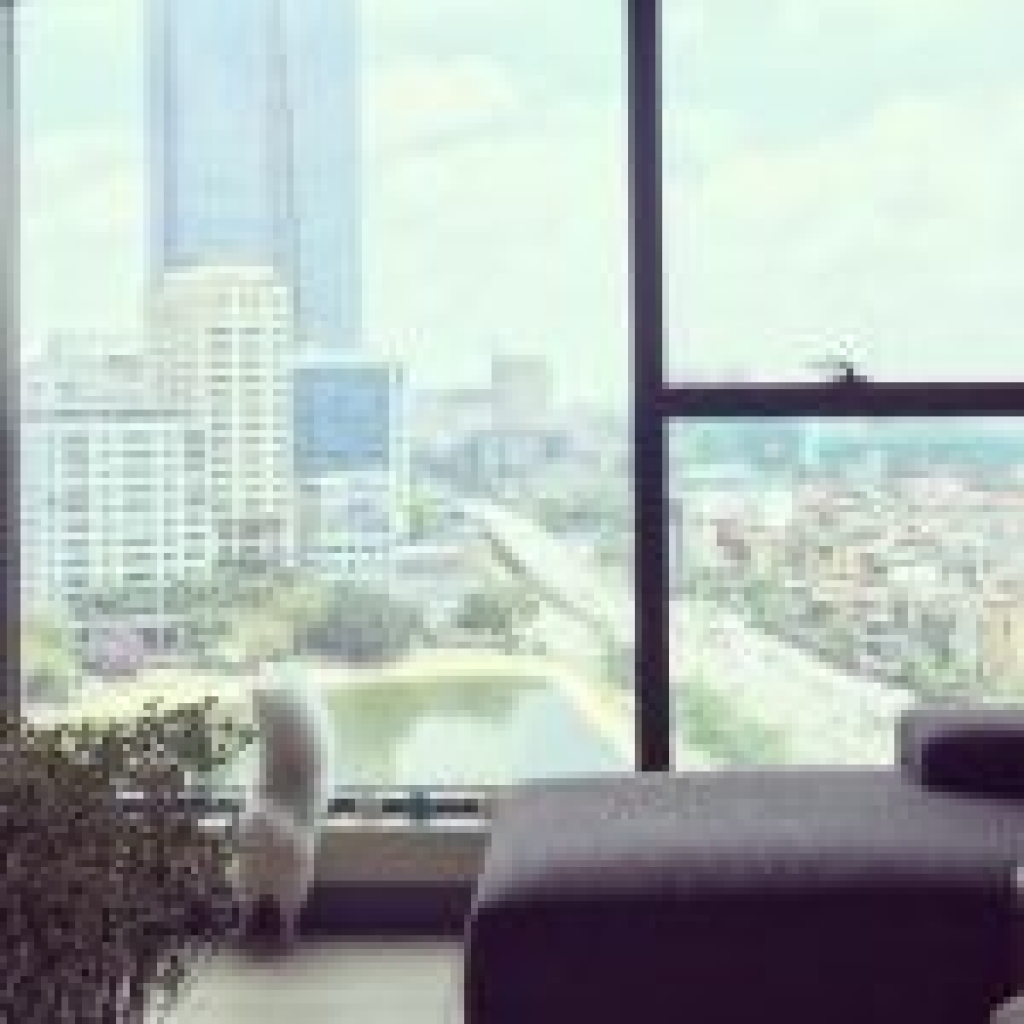 Cần cho thuê căn hộ cao cấp 80m2 02PN02VS View Hồ Ngọc Khánh trung tâm Ba Đình