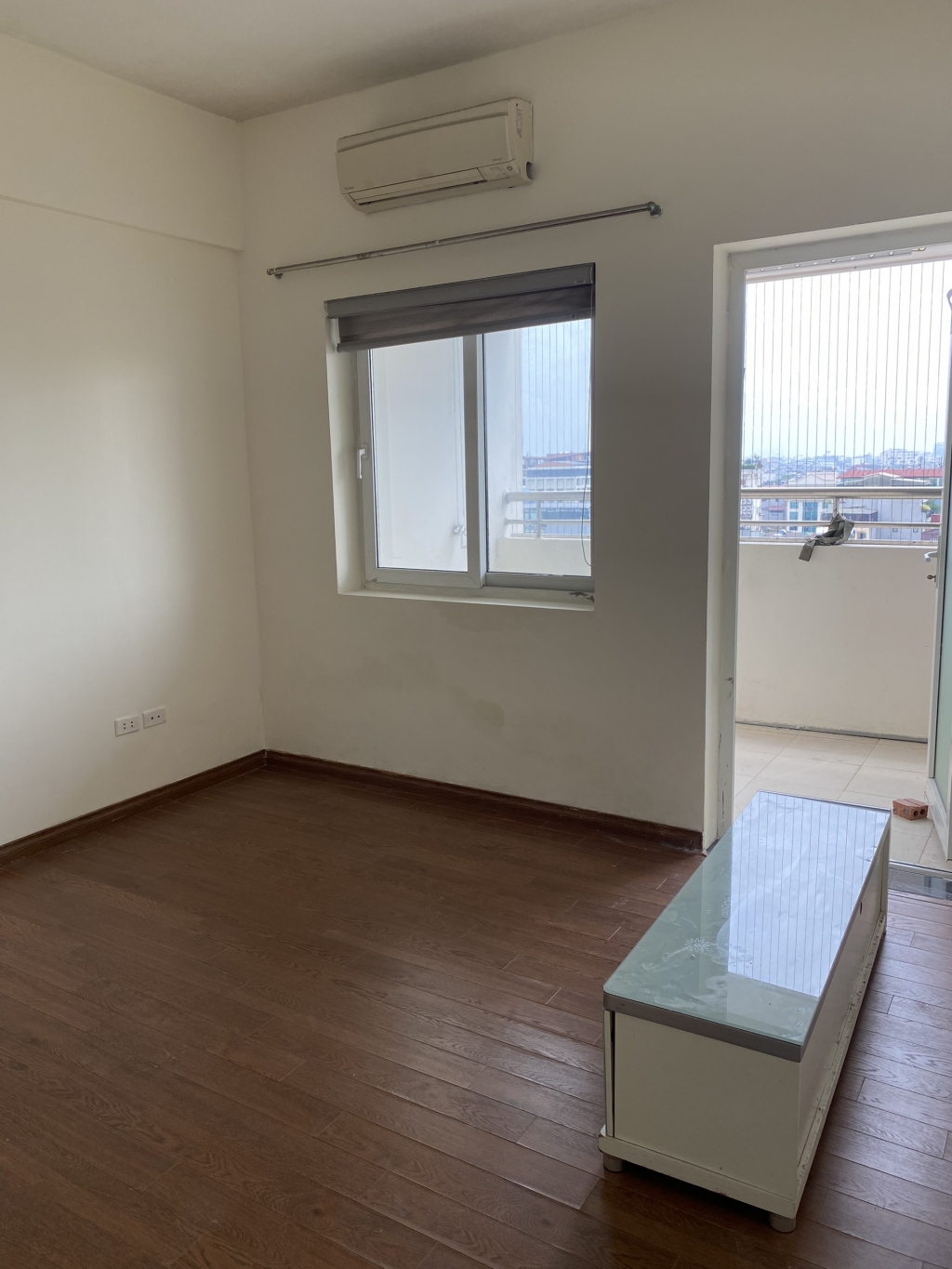 Cho thuê chung cu Hà Thành Palaza Thái Thịnh căn góc 3 ngủ, 125m2,giá 11,5tr/tháng