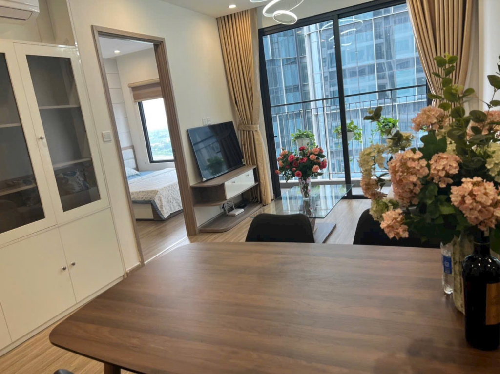 Cho đi nhanh căn 2PN 2WC 122m2 Trung Hoà Nhân Chính – 5.2 tỷ nội thất liền tường