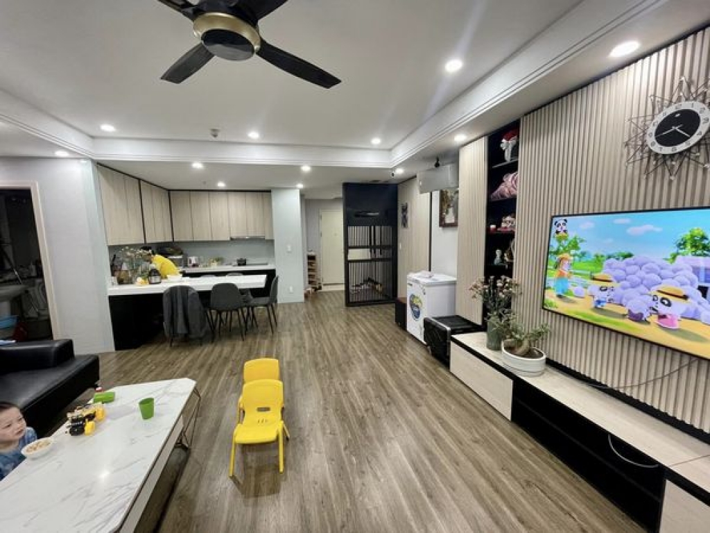 Bán căn hộ Chung cư USILK CITY KĐT Mới Văn Khê 119m 3 ngủ giá 3.05 tỷ