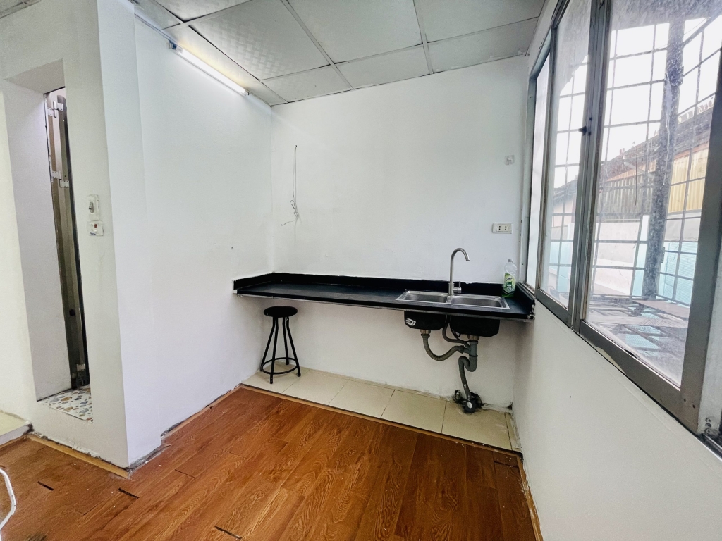 Bán căn hộ tập thể khép kín 35m giá 950tr