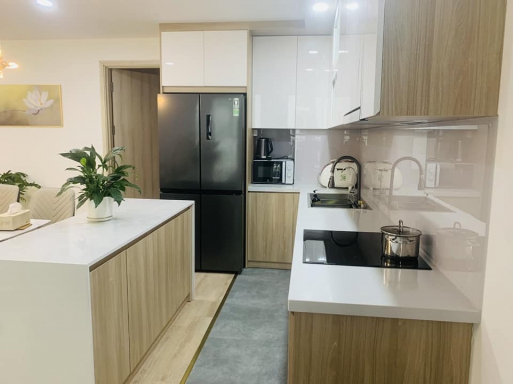 Cho thuê chung cư 17T8 căn 87m 2 ngủ 2 wc full nội thất tại Hoàng Đạo Thuý Lê Văng Lương Trung Hoà Cầu Giấy