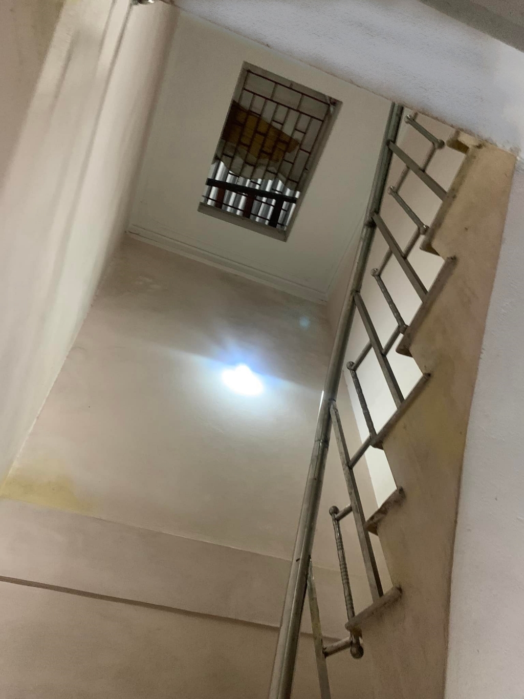 CHÍNH CHỦ CHO THUÊ PHÒNG Ở NGÕ GỐC ĐỀ -HOÀNG MAI – HN