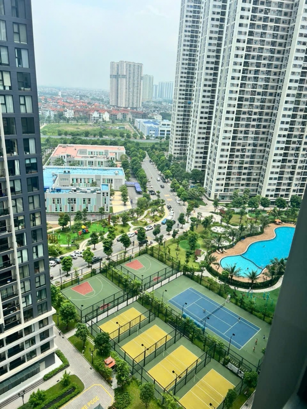 Bán căn studio 32m nhà mới, vin tây mỗ