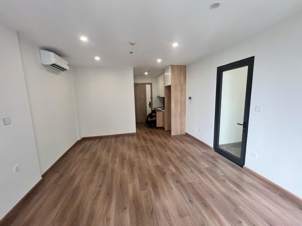 Bán căn studio 32m nhà mới, vin tây mỗ