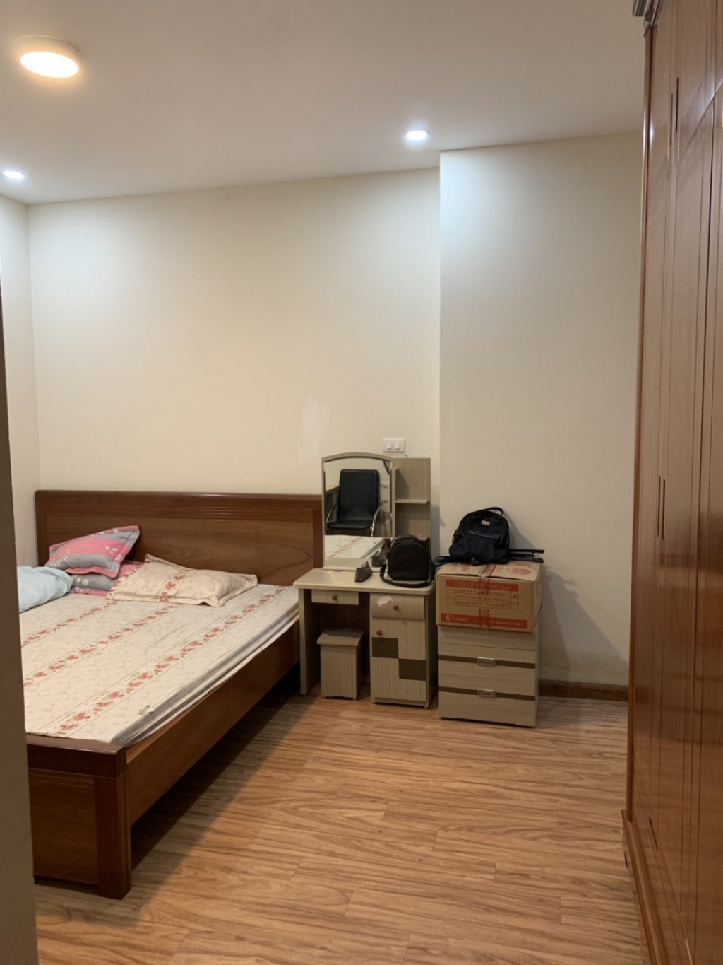 Cho thuê căn hộ 2PN 2WC full nội thất Chung cư bộ công an