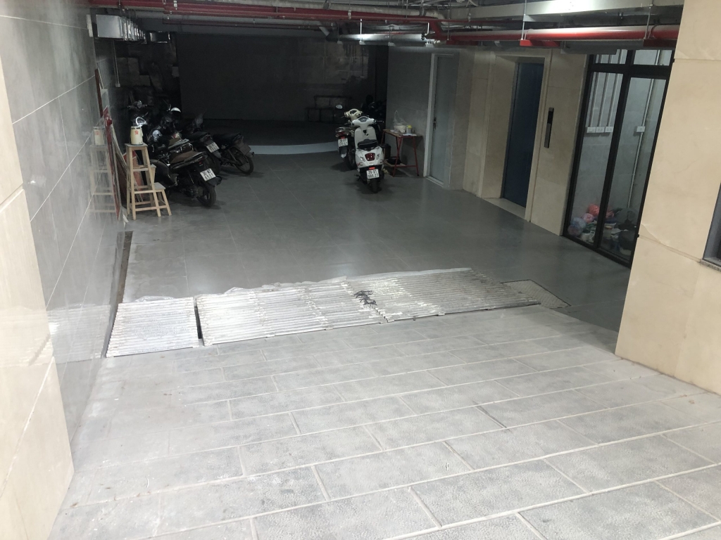 Cho thuê căn hộ dịch vụ mặt phố Quán Thánh