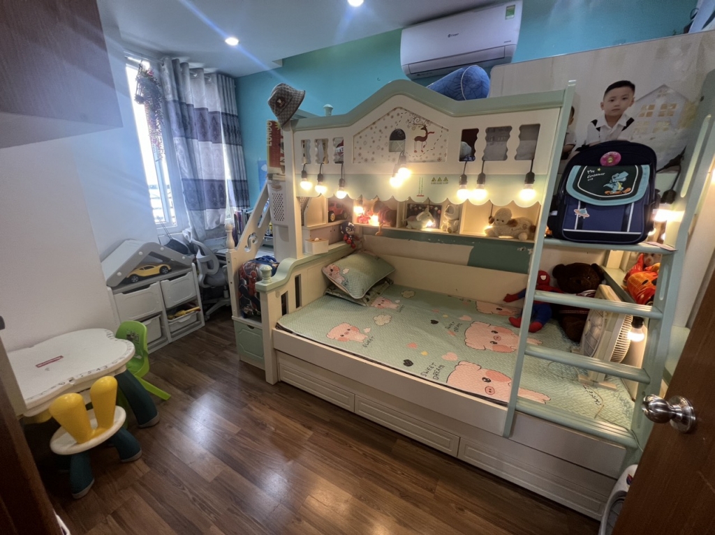 Bán Chung Cư Nam Trung Yên Cầu Giấy Full Nội Thất cao cấp 2 ngủ 2 WC chỉ 2.85 tỷ