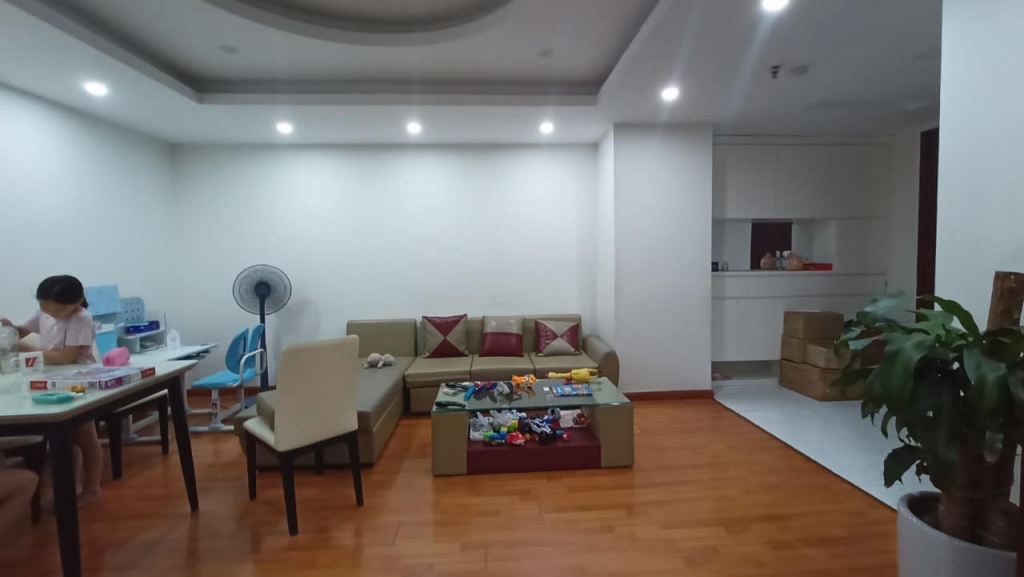 Nhà đẹp ở ngay CHUNG CƯ BÌNH VƯỢNG TOWER, HÀ ĐÔNG- LÔ GÓC, dt 114m 3 ngủ 2.79 tỷ