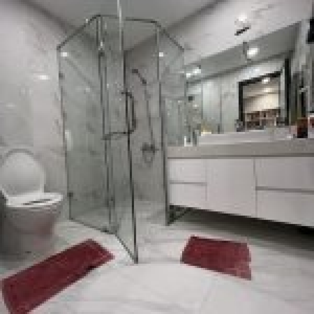 CHÍNH CHỦ CHO THUÊ CĂN 2PN 93M2 TÒA R4 CHUNG CƯ ROYAL CITY