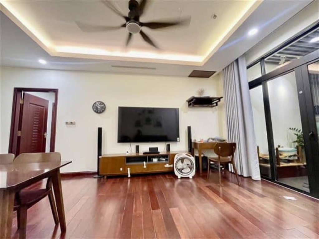 HÀNG HIẾM CĂN HỘ ROYAL CITY R2B19- DT 134M2- 3PN- VIEW THÀNH PHỐ, TRUNG TÂM QUẬN THANH XUÂN 54TR/M2