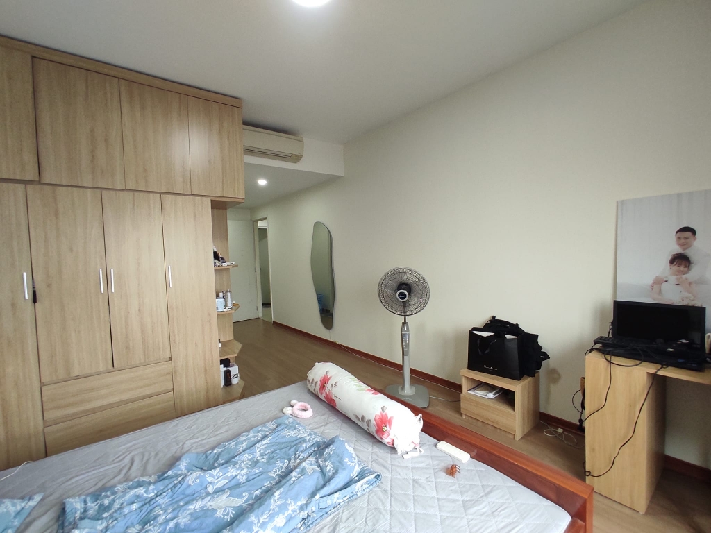 TẶNG FULL NỘI THẤT CĂN HỘ CAO CẤP TÒA E CAPITAL – TRUNG TÂM QUẬN – KHU VIP – VIEW HỒ
