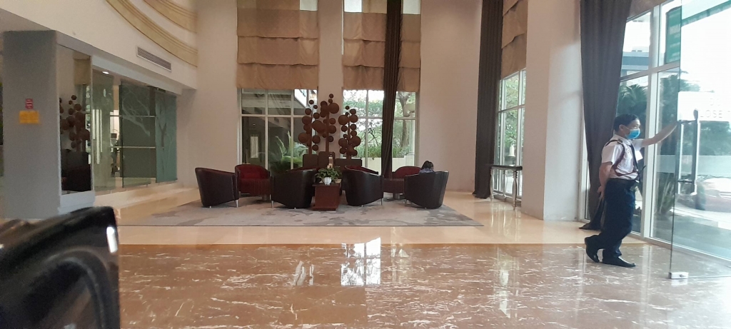 Bán Chung Cư Cao Cấp Penthouse Ciputra, Tây Hồ, mới kính koog, 268m2 x 2T, giá 15.5 tỷ