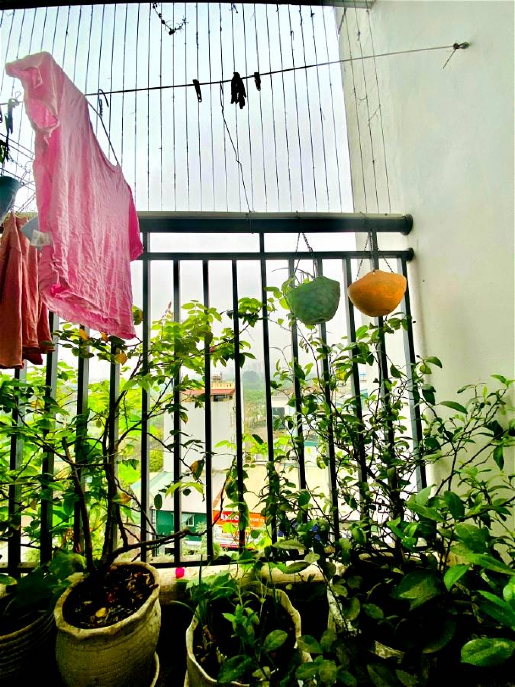 BÁN CHUNG CƯ 2 PHÒNG NGỦ VỀ Ở LUÔN , GIÁ SIÊU RẺ CHỈ 1.99 TỶ