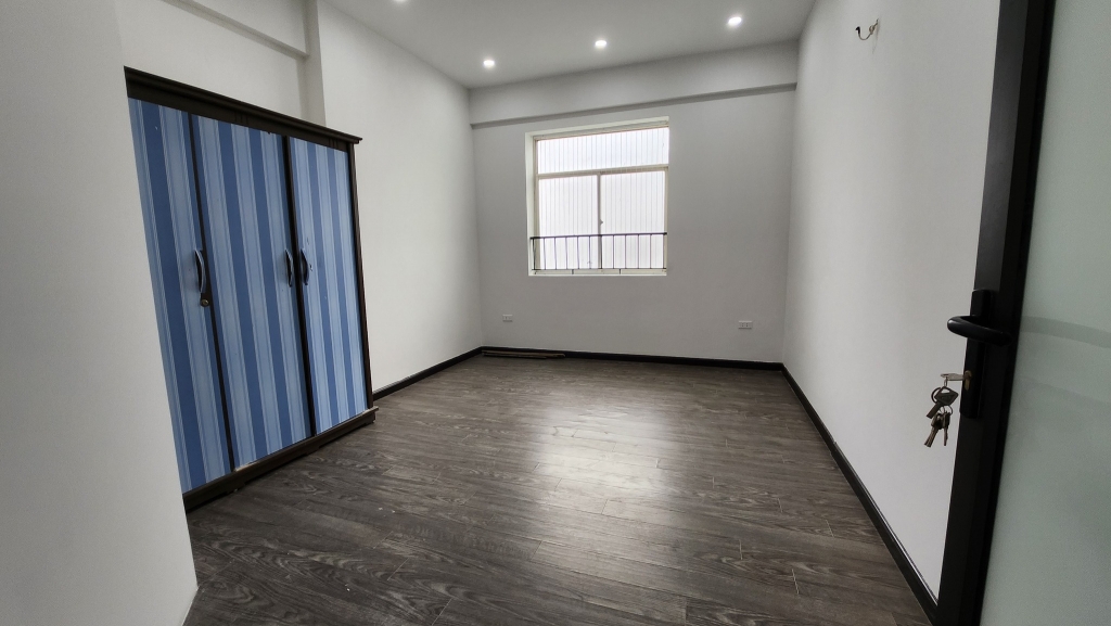 Bán chung cư An Sinh ngõ 44 Nguyễn Cơ Thạch, Nam Từ Liêm. DT 98m, có 3 phòng ngủ 2 WC, 2 ban công.