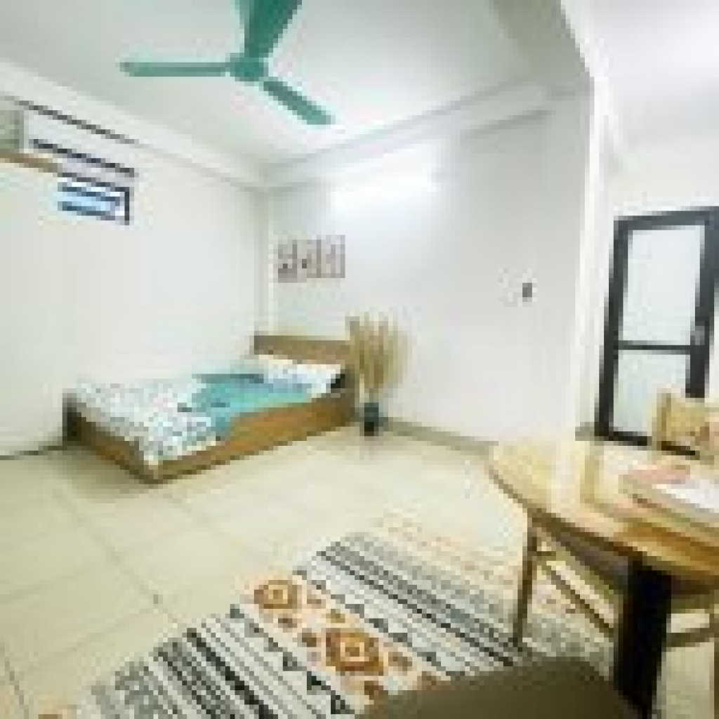 Căn chung cư tại phố Trương Định cho thuê