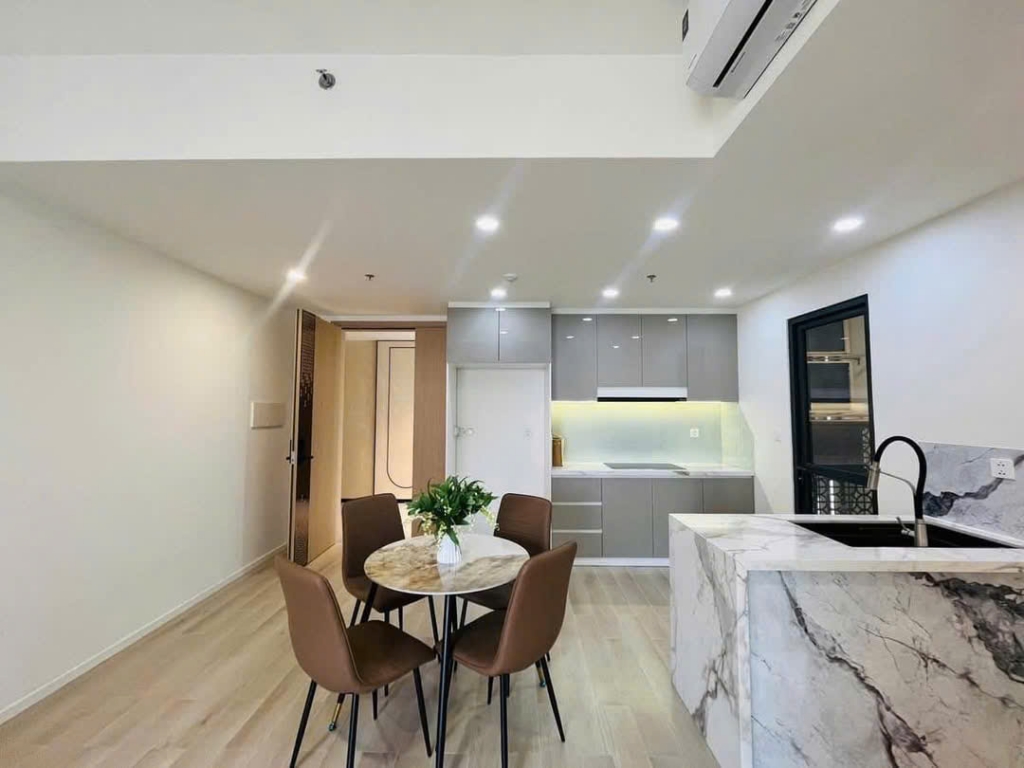 NHÀ LIỀN KỀ METRO - CẦN GÌ ĐI OTO