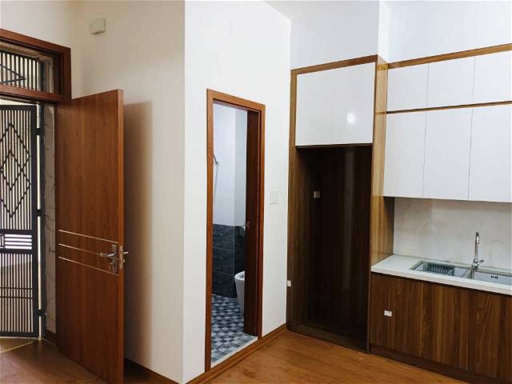 Bán chung cư đường Xuân La 60M2 2 phòng ngủ gần Ngoại Giao Đoàn giá 2,45 Tỷ