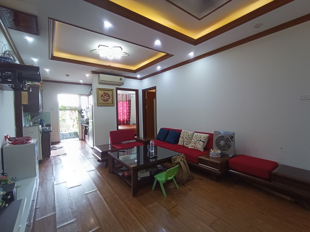 Bán căn hộ đẹp 83m2 tòa OCT5 Resco Cổ Nhuế, 3PN 2VS giá 2.75 tỷ