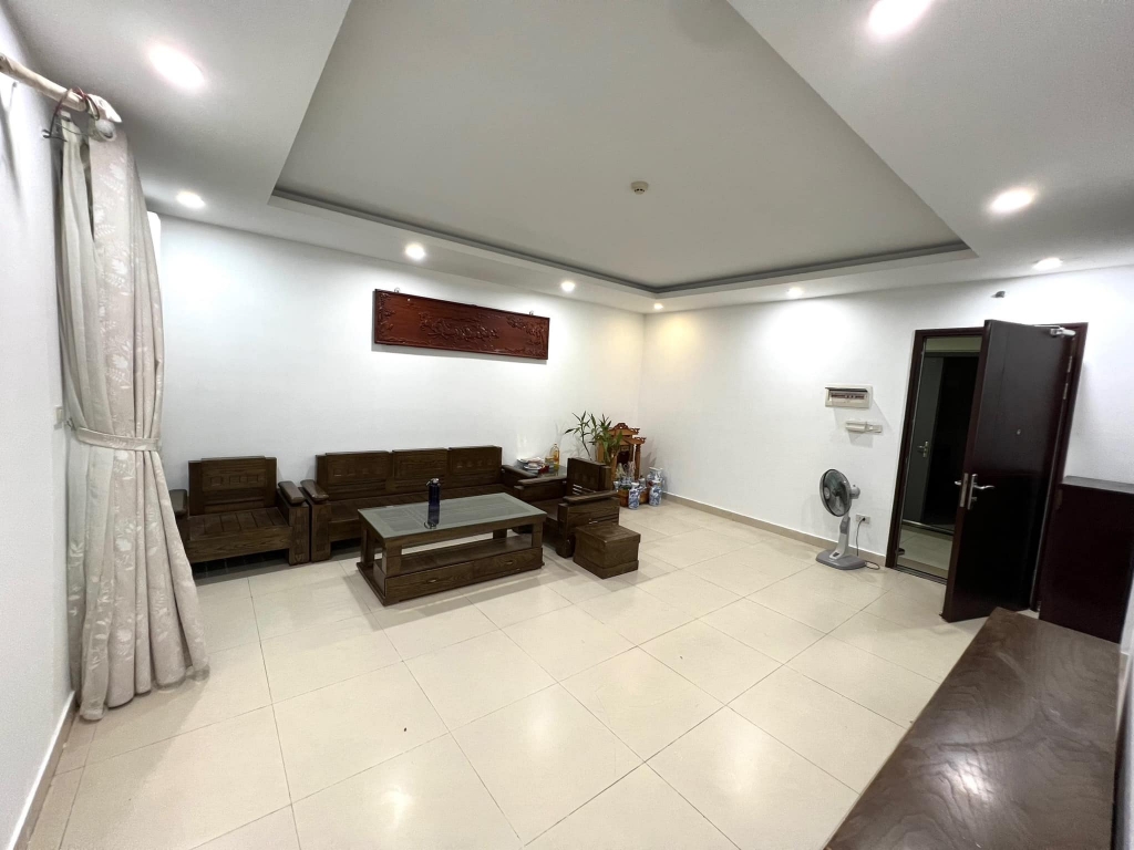 Chủ cần bán căn chung cư FLC Phạm Hùng, Nam Từ Liêm 70m2- tầng 22- MT 5- Giá chỉ 3,1 tỉ